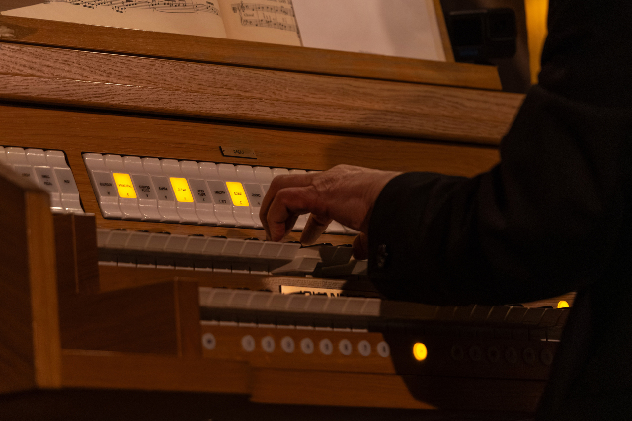 «Орган при Свечах»