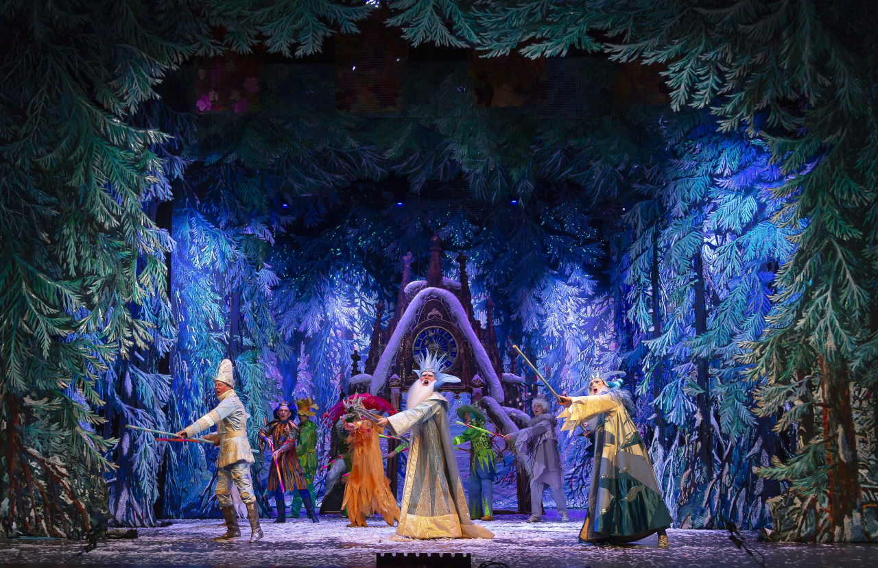 Московская премьера зимней сказки "ДВЕНАДЦАТЬ МЕСЯЦЕВ" от режиссёра Московского театра Н. Сац В. Меркулова