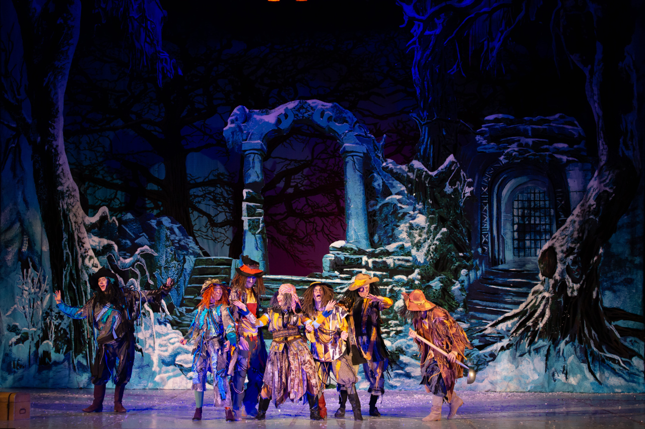 Московская премьера Новогодней сказки «Снежная Королева» от режиссёра Московского театра Н. Сац В. Меркулова