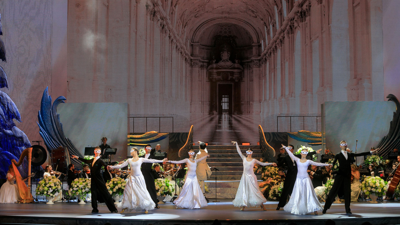 Белоснежный бал Штрауса