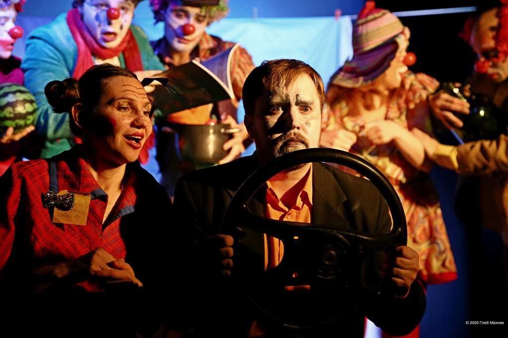 Любовь ещё быть может...