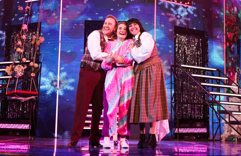 "Новогодняя лавка чудес". 6+