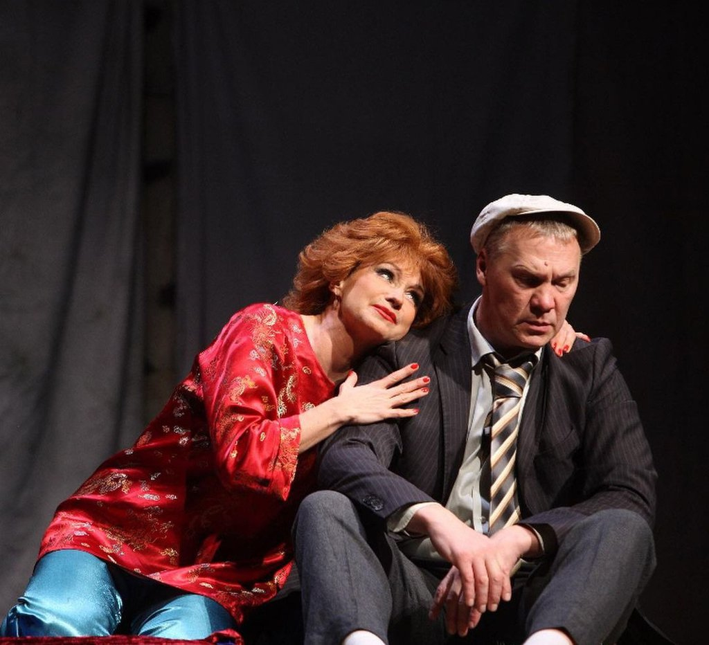 спектакль ЛЮБОВЬ И ГОЛУБИ