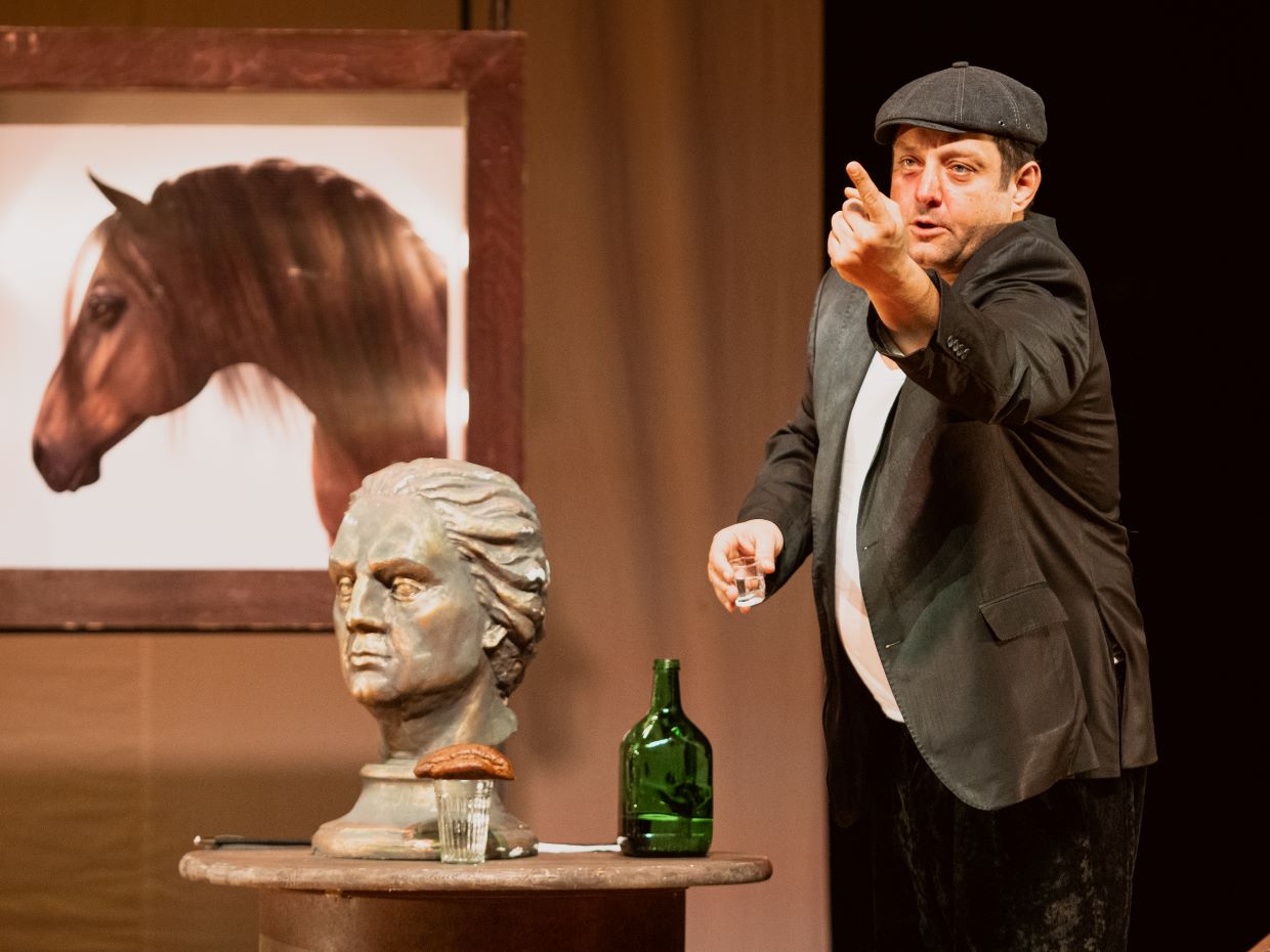 Спектакль «Ищу мужа»