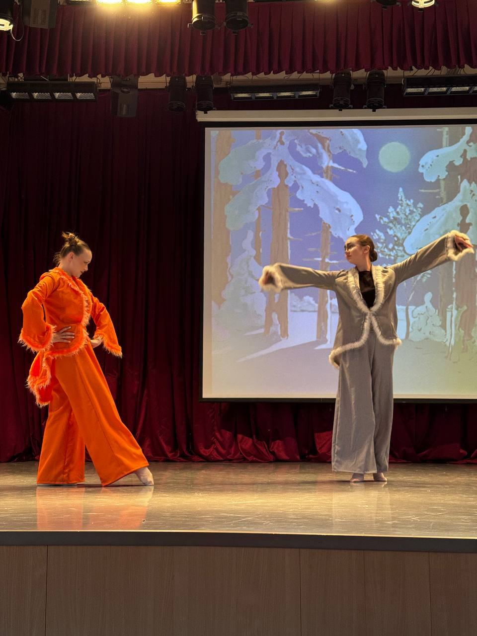 Спектакль "Снегови-почтовик" Лицей им. С.П. Дягилева в рамках конкурса "Щелкунчик приглашает" (сцена "Щелкунчик")