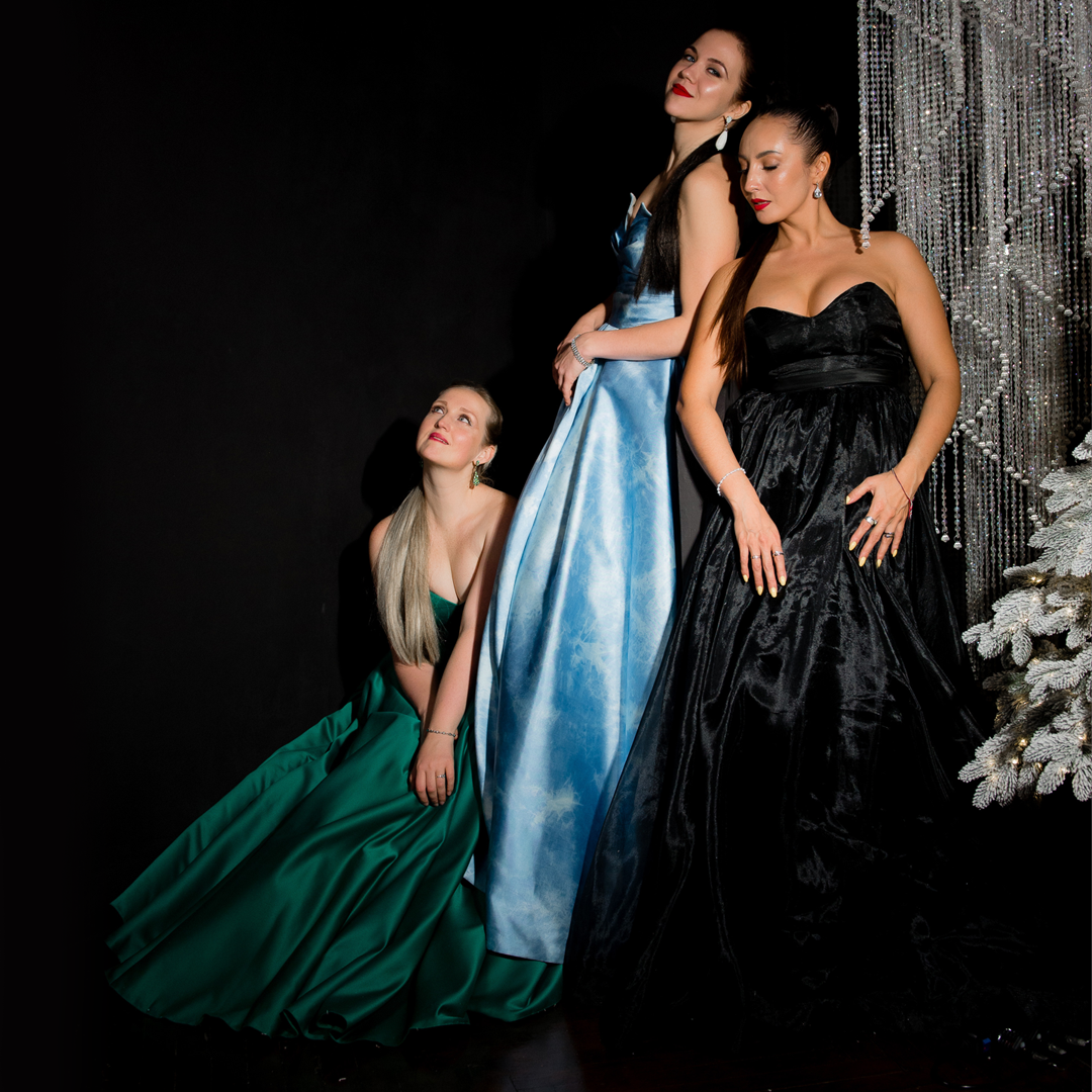 Концерт за столиками «ПРОСТО НОВЫЙ ГОД»