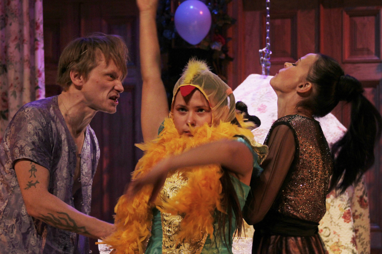 Кошка на раскаленной крыше