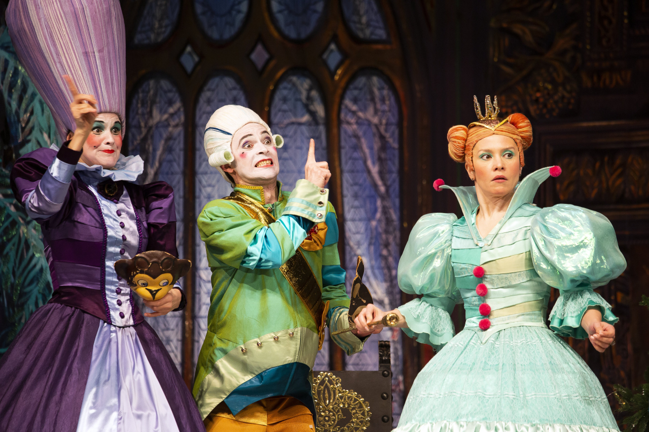 Московская премьера зимней сказки "ДВЕНАДЦАТЬ МЕСЯЦЕВ" от режиссёра Московского театра Н. Сац В. Меркулова