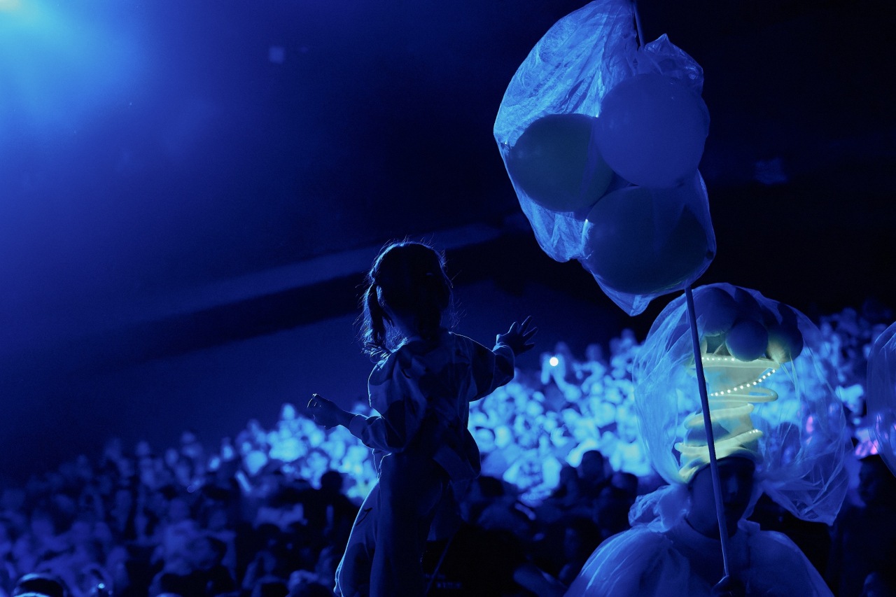 ЁЛКА ТЕЛЕКАНАЛА МУЛЬТ. ЖИВЫЕ КРАСКИ