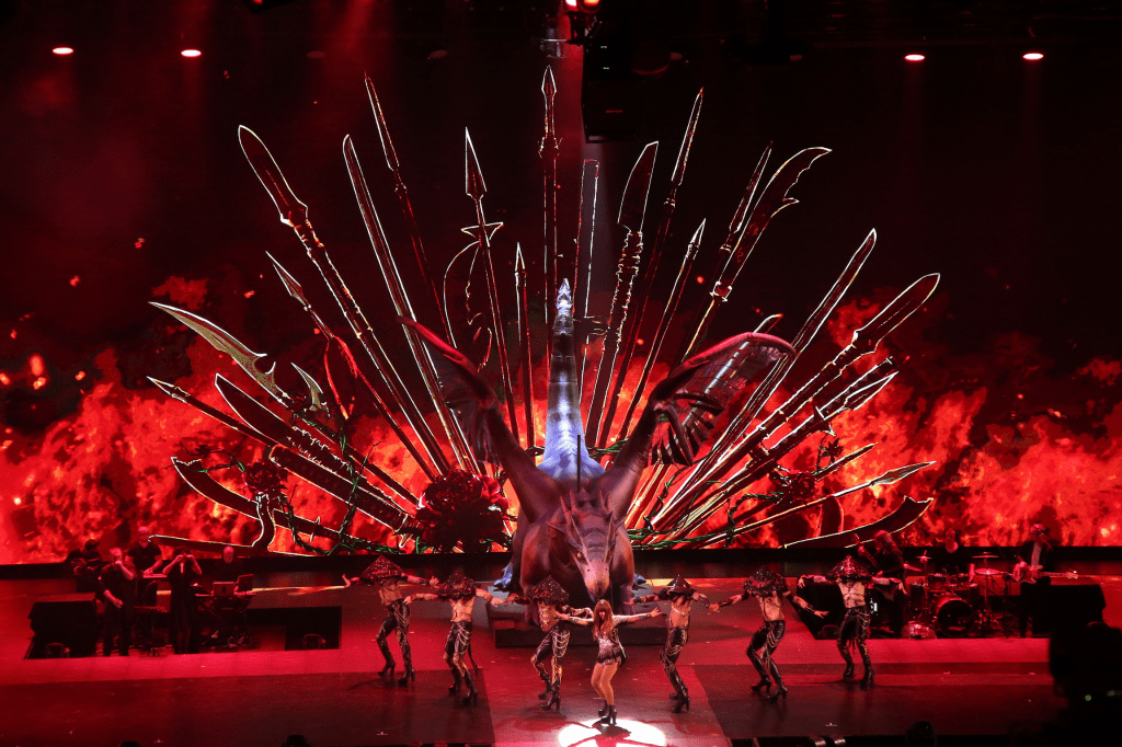 Анита Цой. Премьера шоу "10/20"