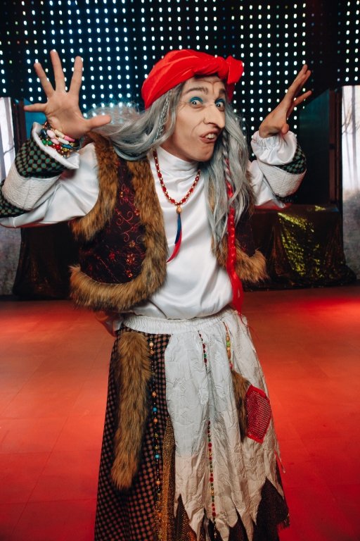 Акробатическое шоу "Русские сказки" (Москва)