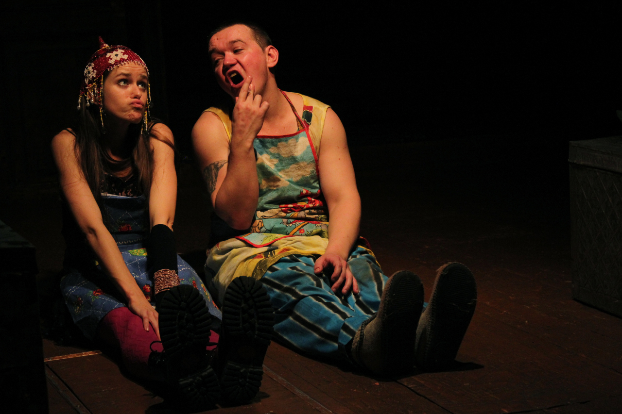 Слуга двух господ