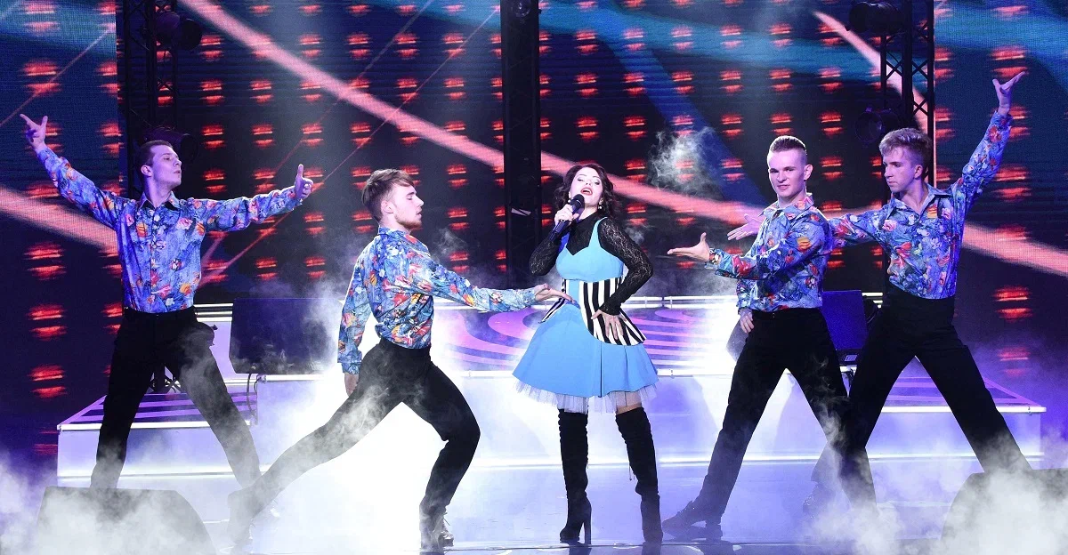 "Назад в 90-е". 6+