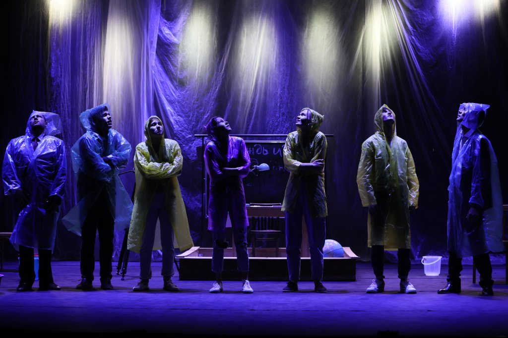 Песочница с вайфаем (пособие для конца света или космический урок) Буинский гос. драм. театр, респ. Татарстан