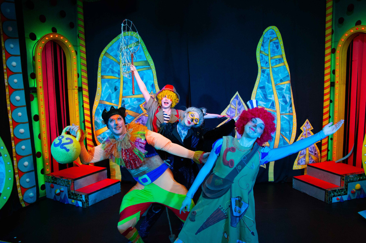 Лев и Мышка-Никудышка