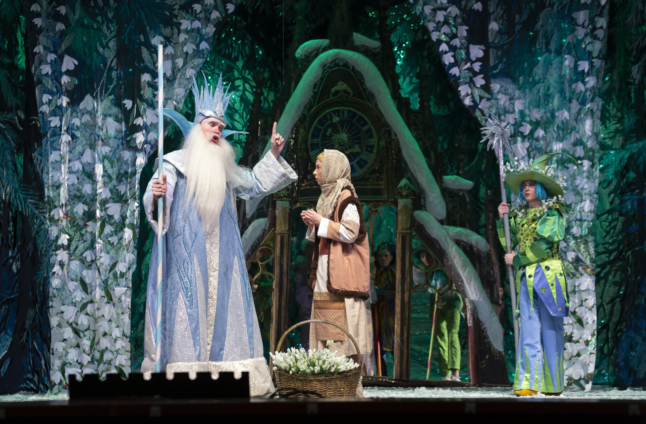 Московская премьера зимней сказки "ДВЕНАДЦАТЬ МЕСЯЦЕВ" от режиссёра Московского театра Н. Сац В. Меркулова